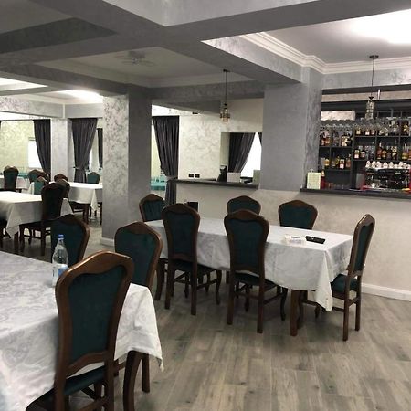 Pensiunea Cascada Putnei Lepşa Exterior foto