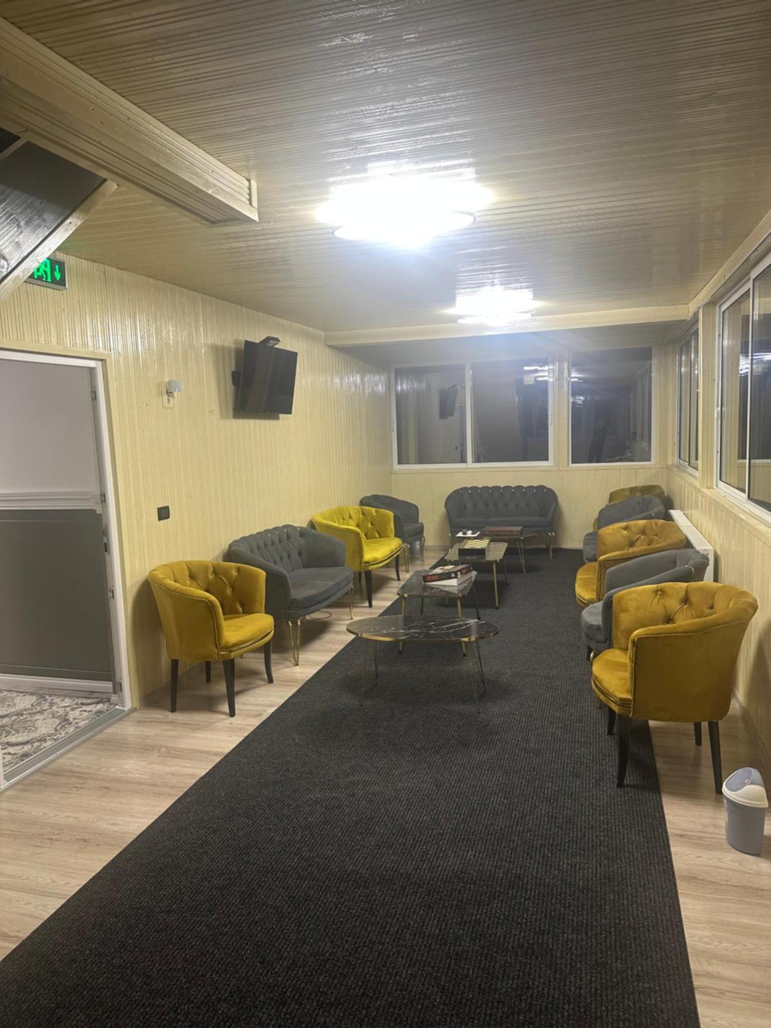 Pensiunea Cascada Putnei Lepşa Exterior foto